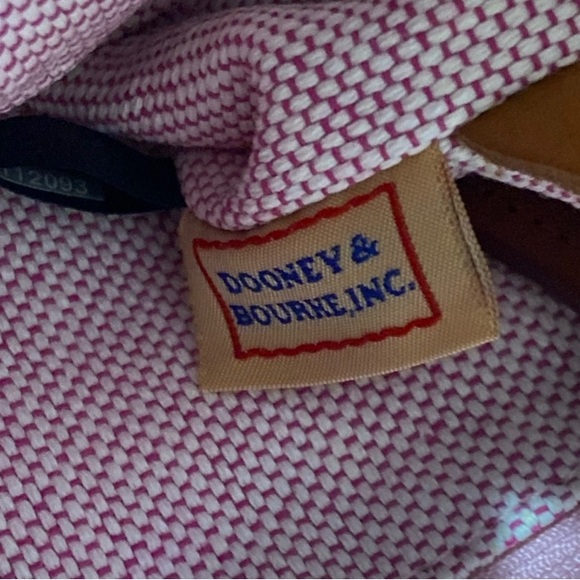 Dooney & Bourke Letter Crossbody NWT
(Yello Arround Zipper Inside From
Factory) - Picture 5 of 6